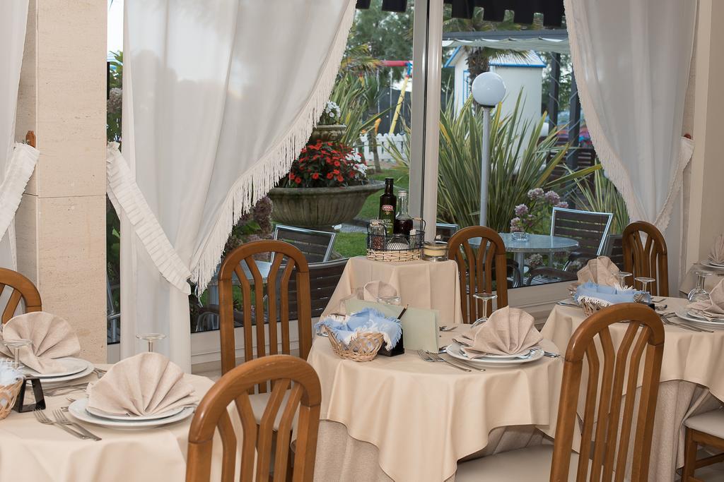 Hotel Conchiglia Lido di Jesolo Ngoại thất bức ảnh